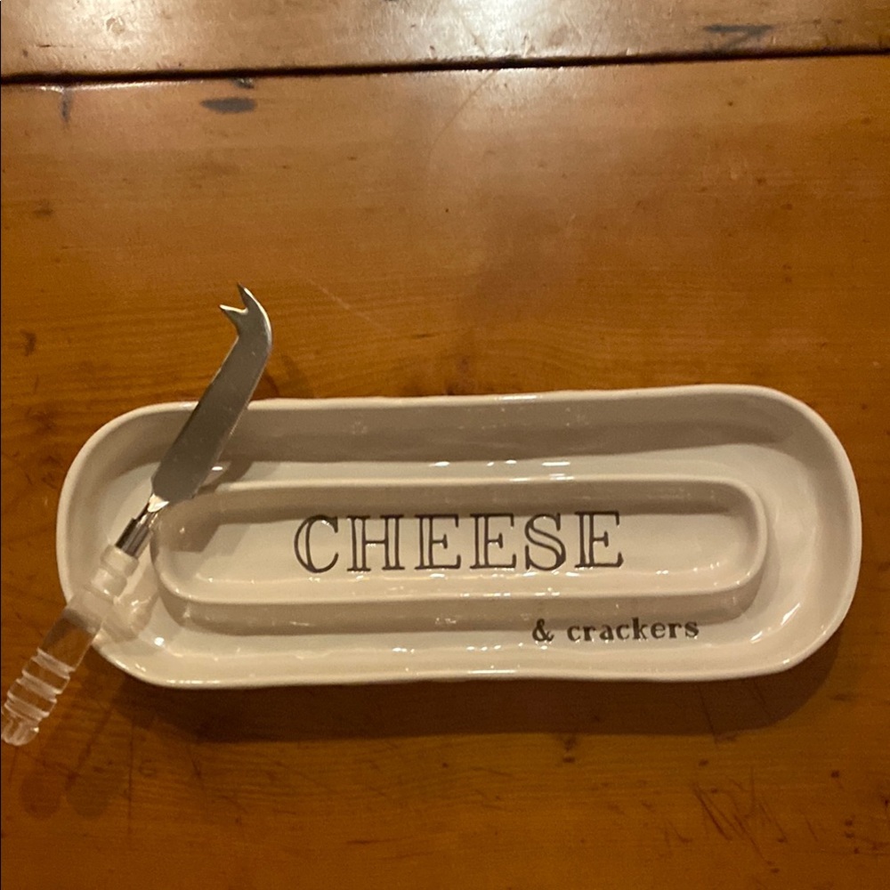 Mud Pie Cheese and Cracker Tray with Knife